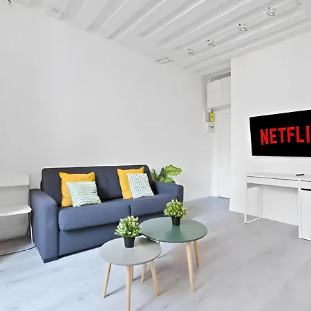 Pantheon Luxurious Apartment-2p-free Netflix Appartamento *